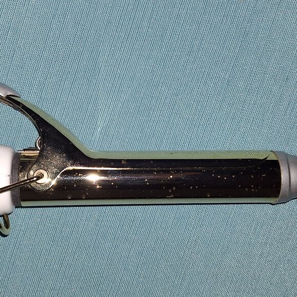 Vidal Sassoon Curling Iron - Picture 2 of 4